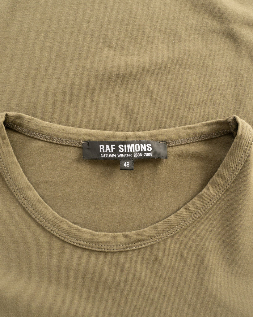 Raf Simons "MMXXII" Tee - AW05 - tag