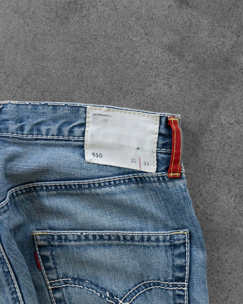 Levi's Red Washed Blue Jeans detail photo