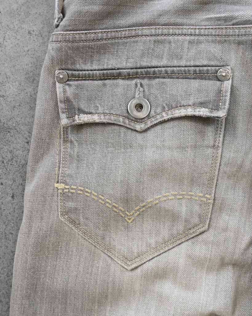 Levi's Red Faded Grey Bootcut Jeans detail photo