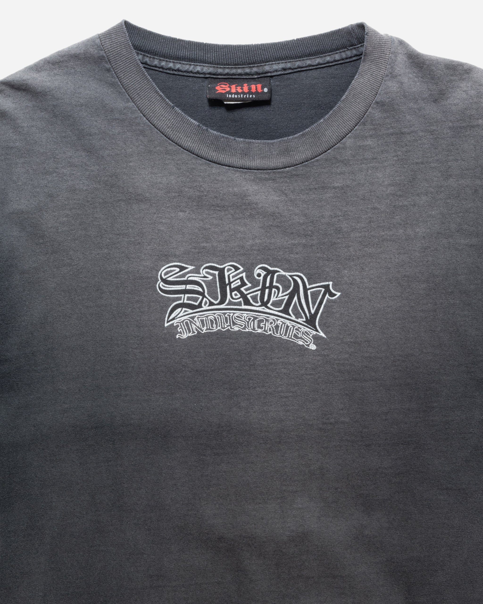VINTAGE 2000S SKIN INDUSTRIES SUN FADED BLACK LONGSLEEVE TEE