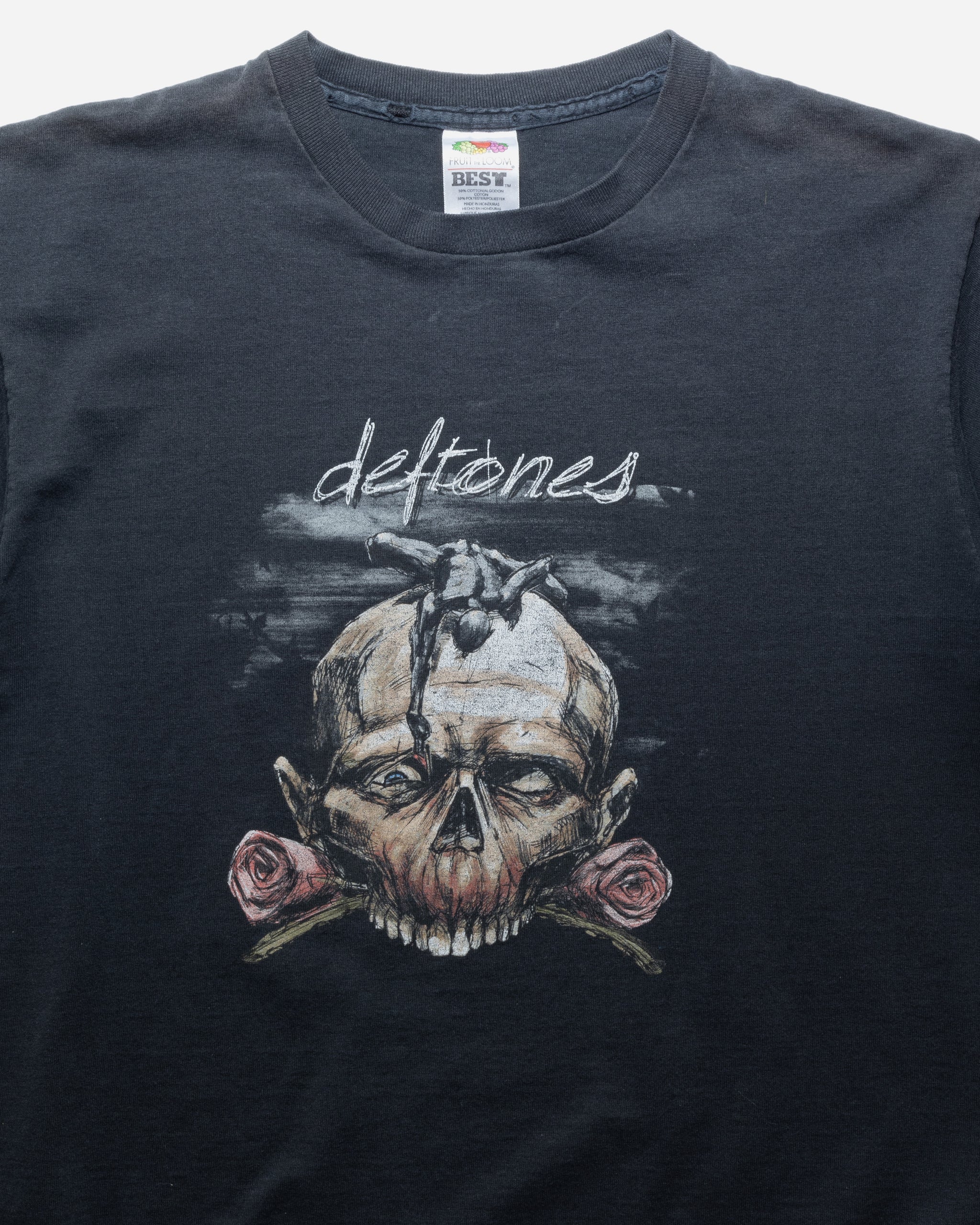 VINTAGE 2000S DEFTONES SELF TITLED FADED BLACK BAND TEE – UNSOUND RAGS