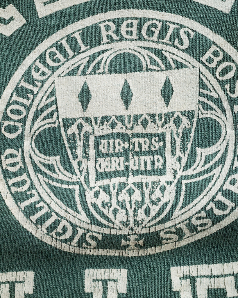 "Regis College" Faded Green Raglan Sweatshirt - 1960s - detail