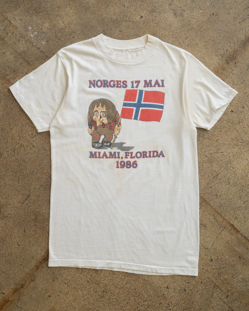 Single Stitched "Norges 17 Mai" Tee - 1980s FRONT PHOTO