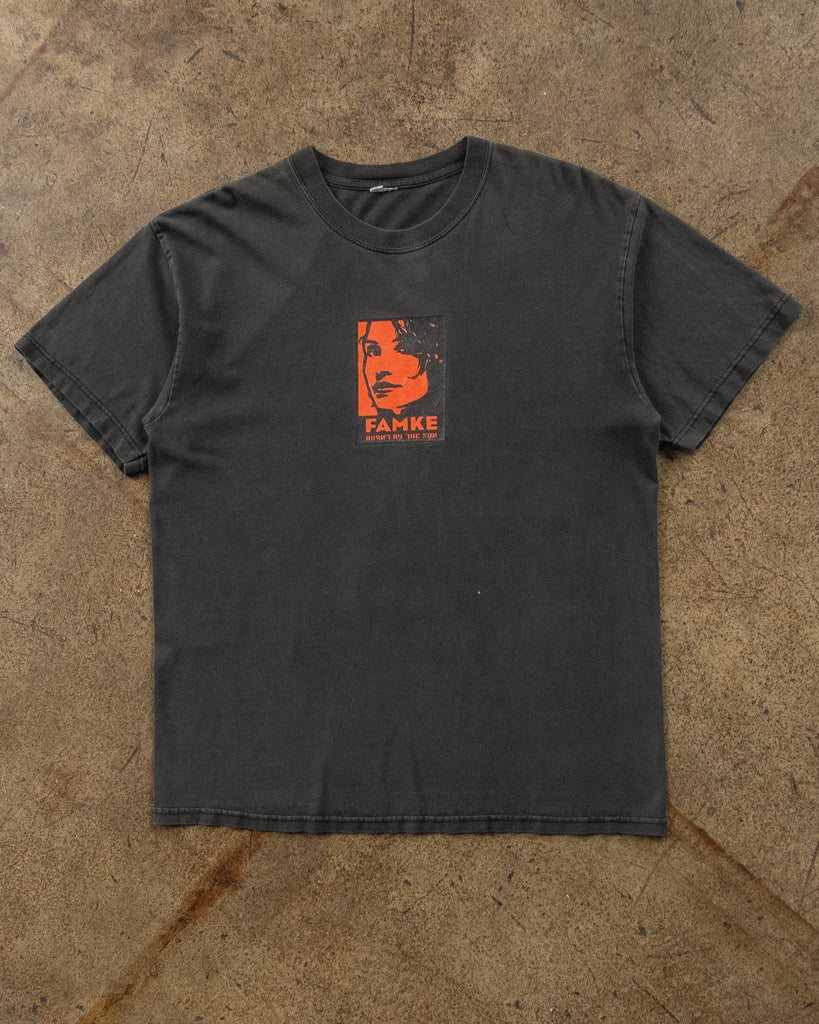 Charcoal "Famke" Graphic Tee 