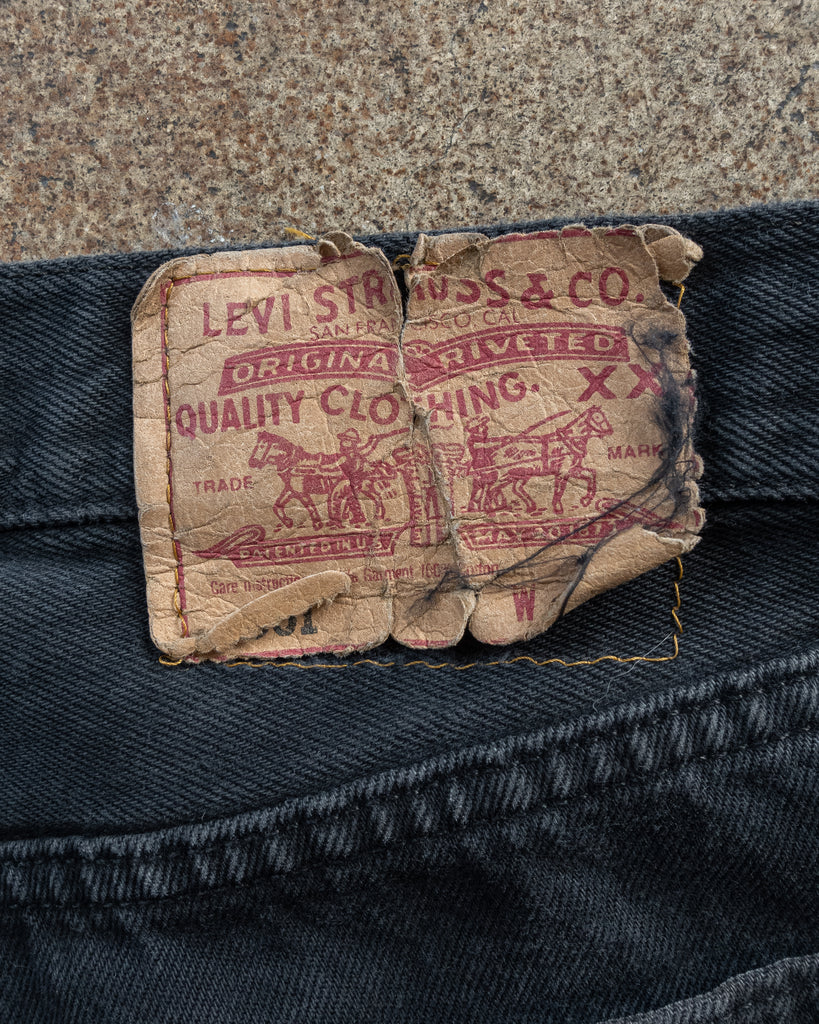 Levi's 501 Faded Navy Released Hem Jeans - 1990s TAG PHOTO
