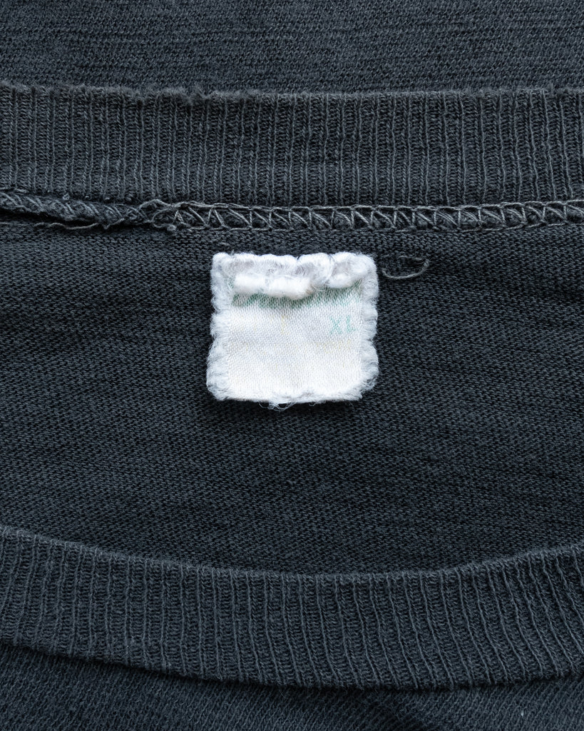 Single Stitched Faded & Distressed "Pink Floyd Animals Tour" Cropped Tee - 1970s - detail