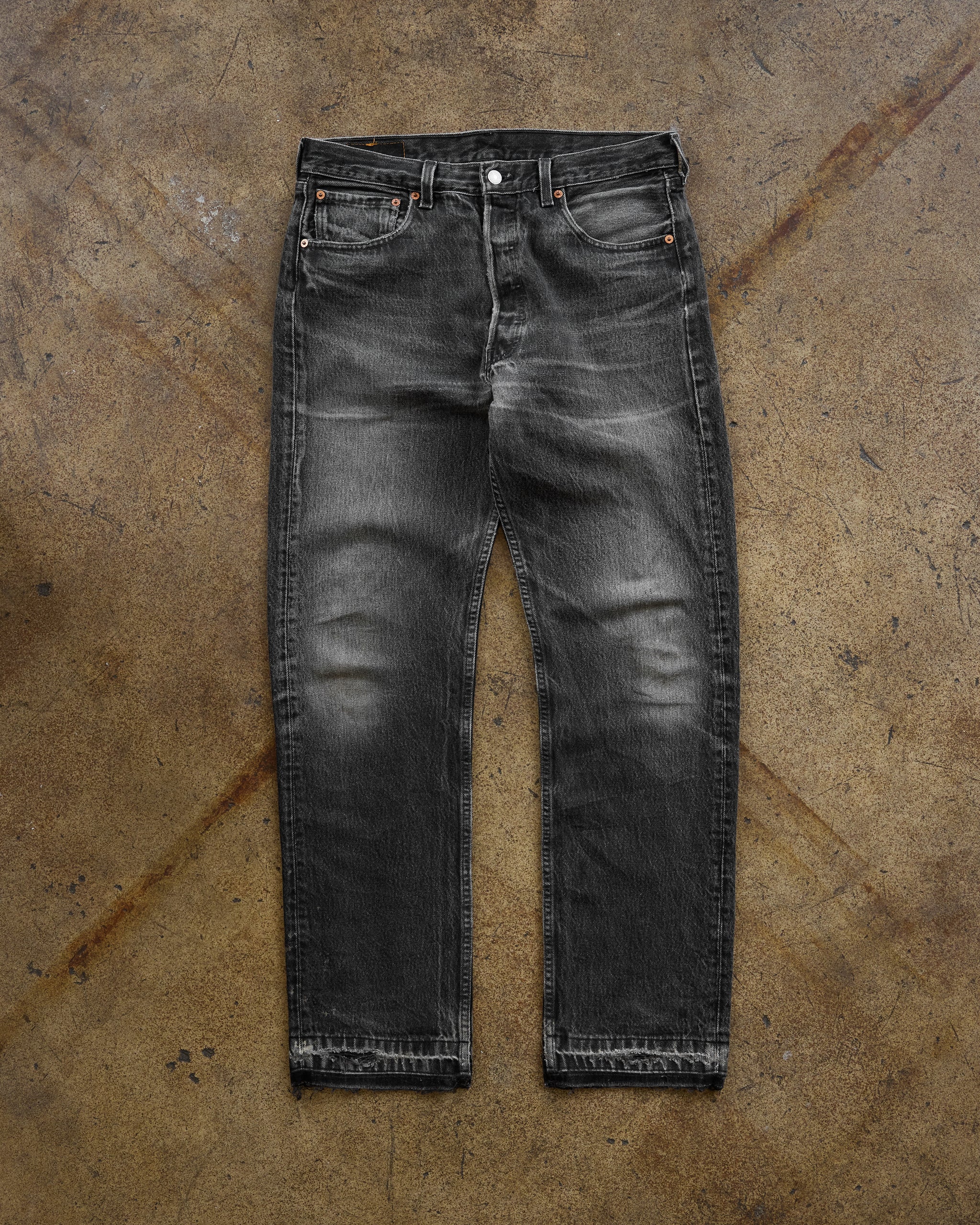 Levi's 501 Faded Ash Black Released Hem Jeans - 1990s – UNSOUND RAGS
