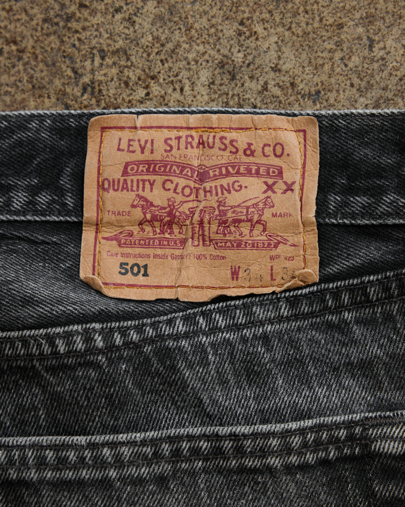 Levi's 501 Faded Ash Black Released Hem Jeans - 1990s - detail