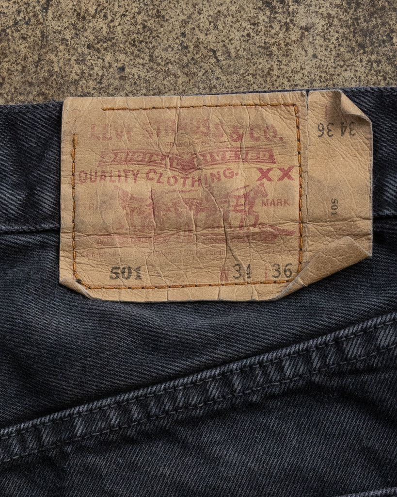Levi's 501 Faded Charcoal Grey Jeans - 1990s DETAIL PHOTO