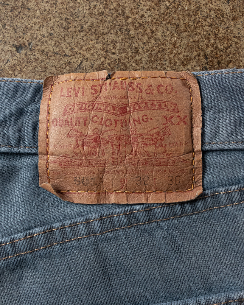 Levi's 501 Sun Faded Faded Blue Jeans - 1990s - detail