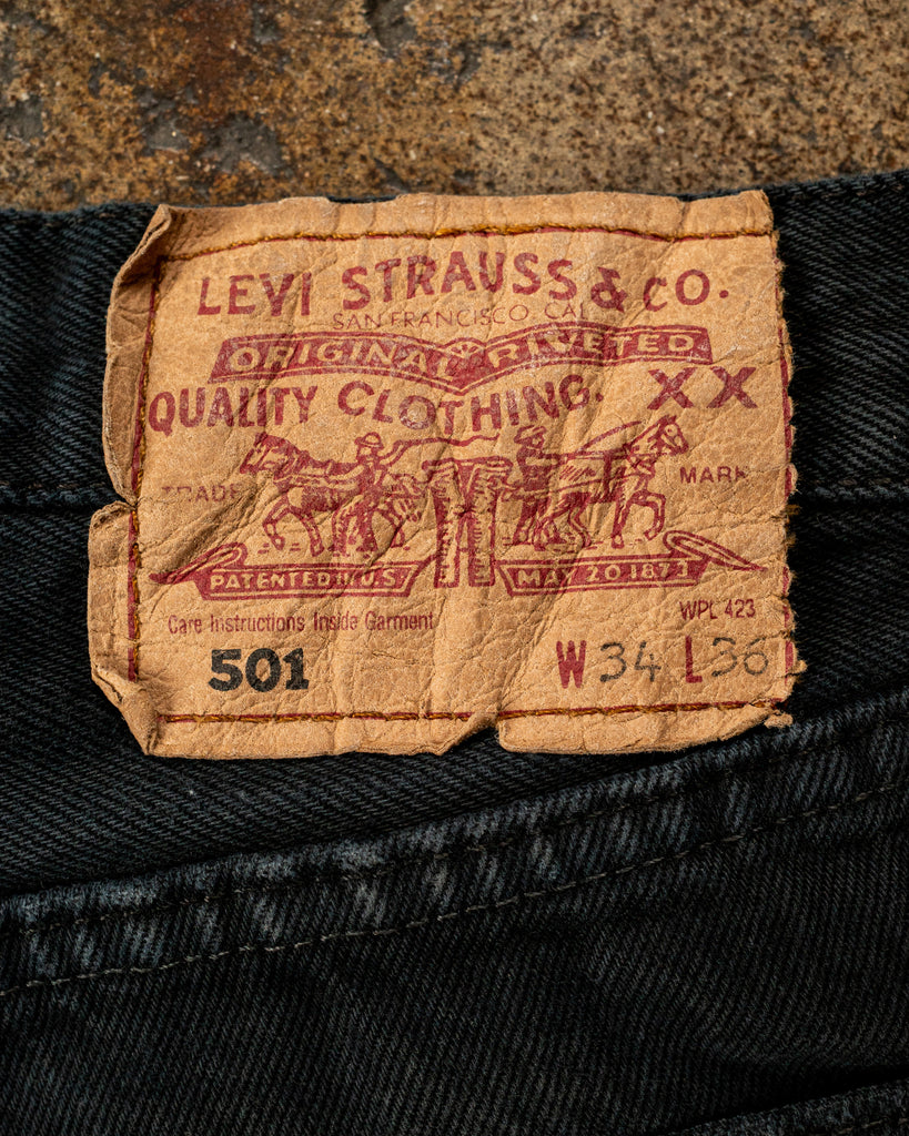 Levi's 501 Blue Black Jeans - 1990s DETAIL PHOTO. OF JEANS