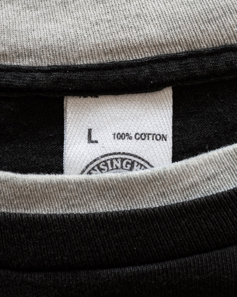 Single Stitched Double-Layered Collar Tee - 1990s collar detail