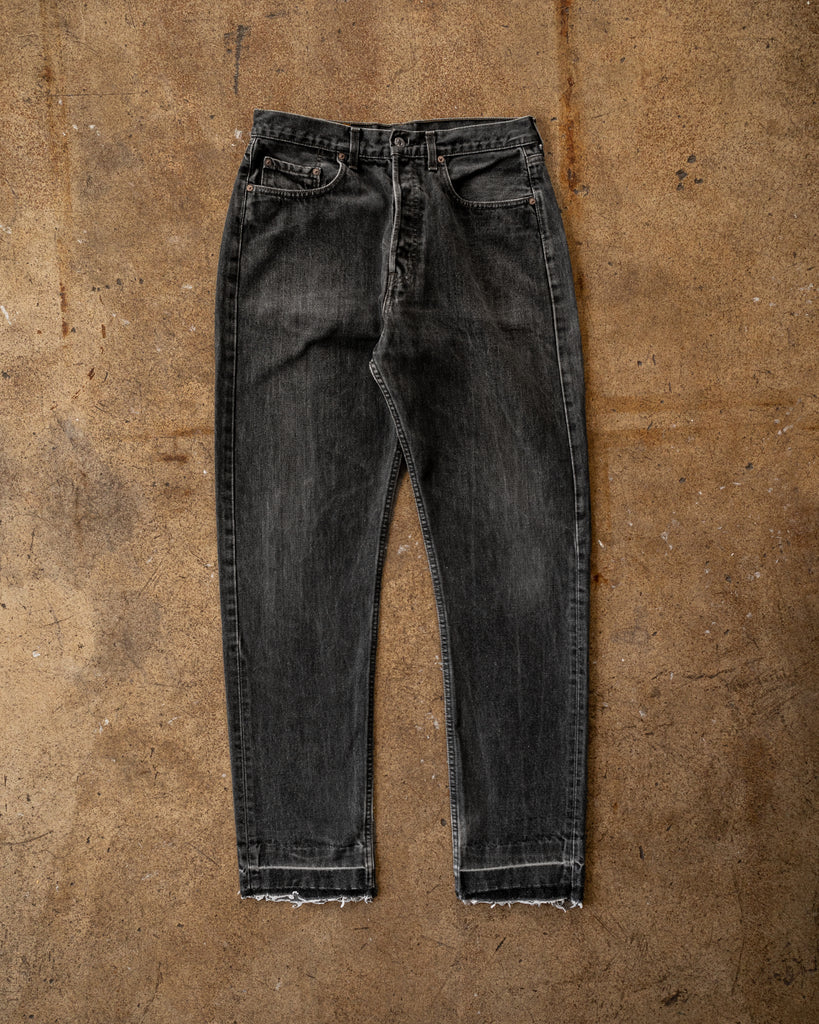 Levi's 501 Faded Black Released Hem Jeans - 1990s FRONT PHOTO OF JEANS