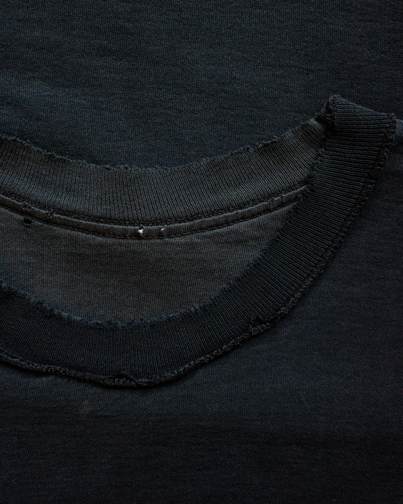 Single Stitched Distressed Inside-Out Tee - 1990s - Detail